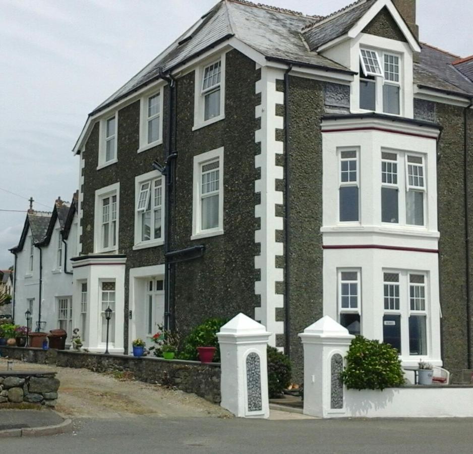 Craig-Y-Mor Hotell Criccieth Eksteriør bilde